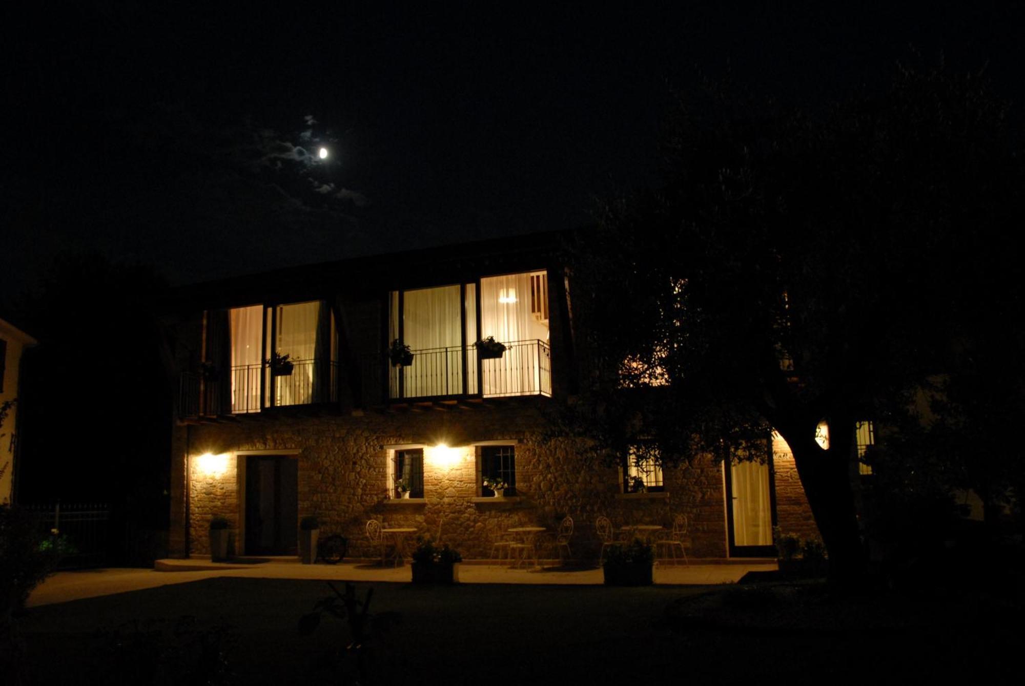 B&B Al Fienile Paderno del Grappa Esterno foto